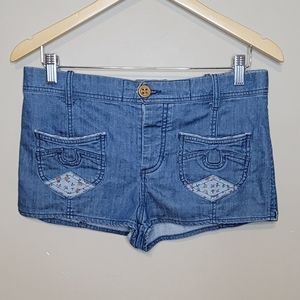 Urban Outfitters Kimchi Blue Jean Shorts Floral Size 6